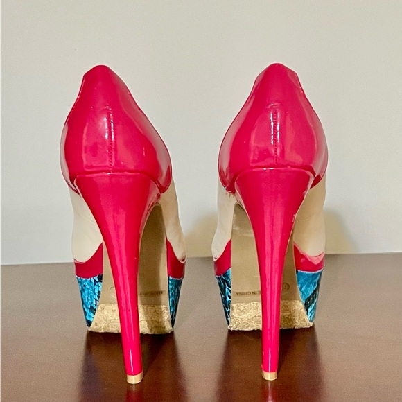 NWOT Dollhouse 5.5 in platform heels. 6.5. Suede/patent leather/faux snakeskin. - Picture 2 of 13